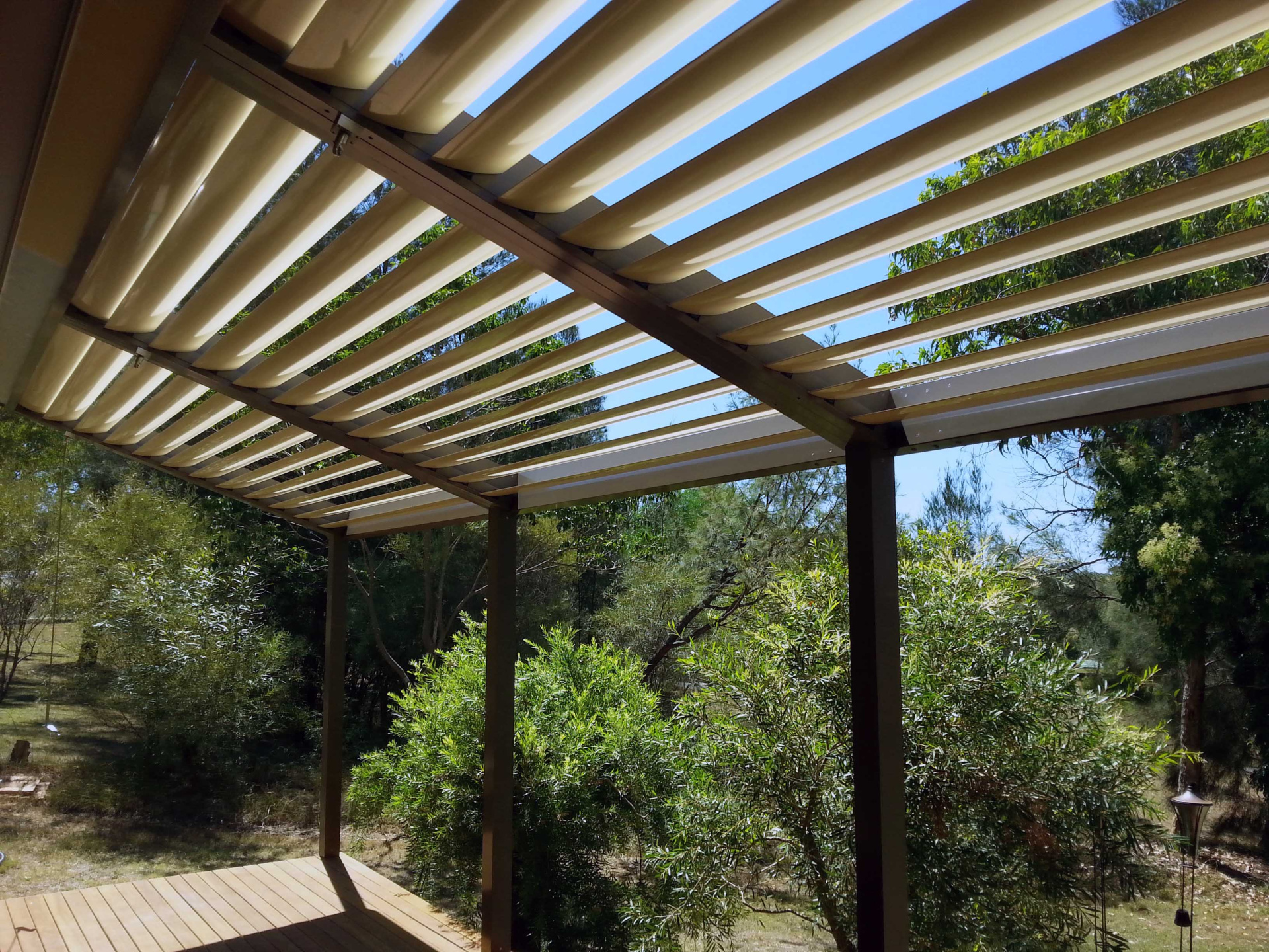 Operable Overhead Louvres