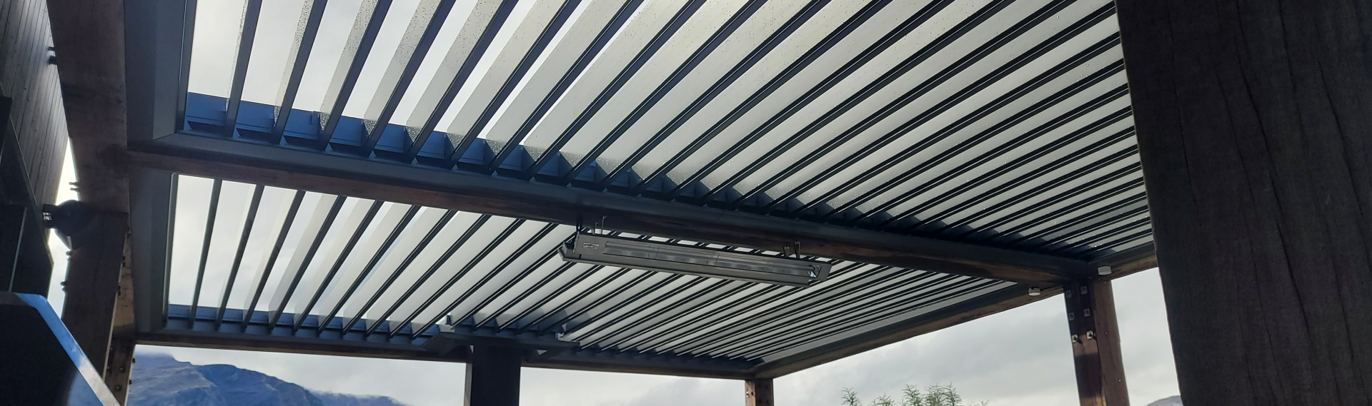 220/45 Alpine Roof