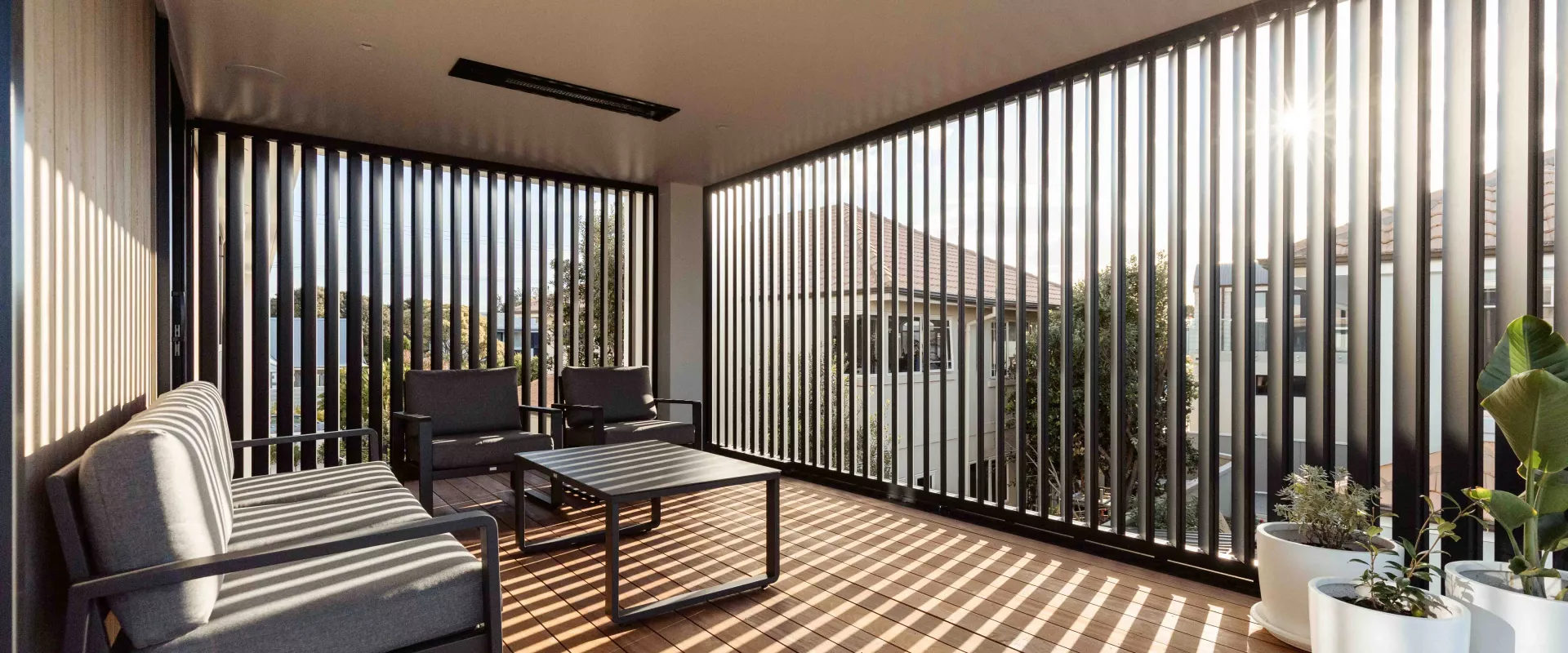 sun louvres by louvretec