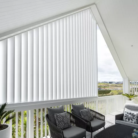 Motorised & Hand Adjustable Louvres (Spiral Pivot)
