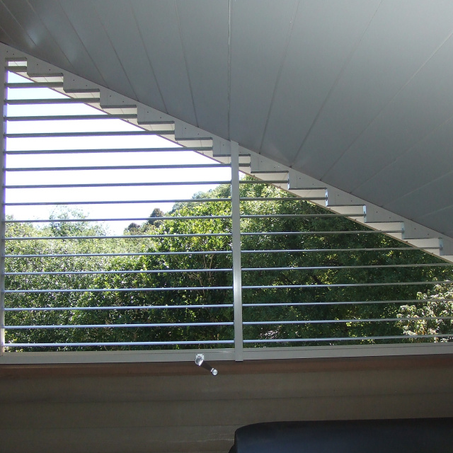 Raking Louvres - Motorised