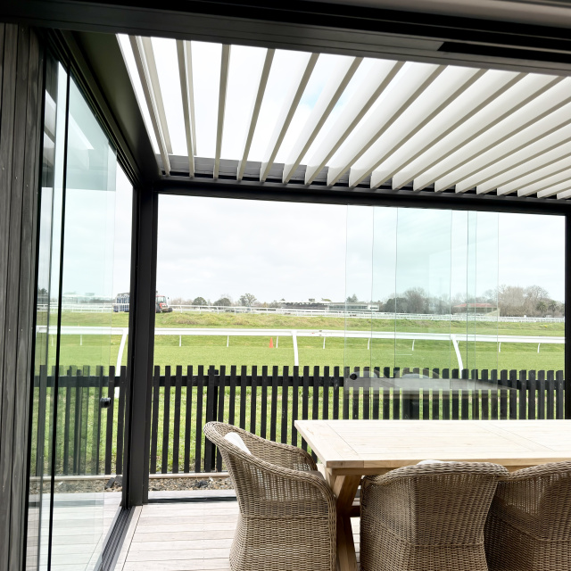 Roof and glass doors