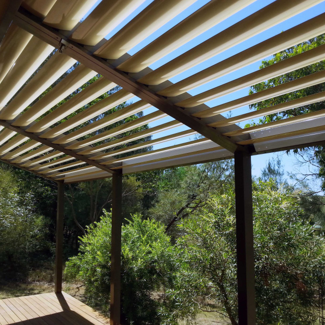 200mm Maxi Louvres Overhead