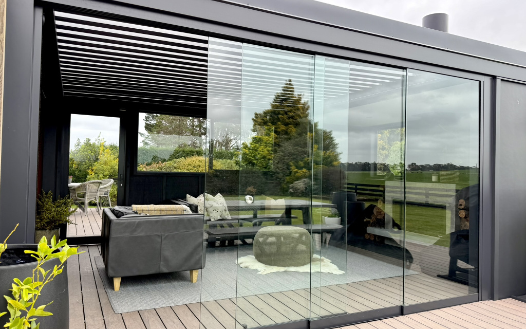 Tailor Shade, Airflow, and Privacy to Your Lifestyle