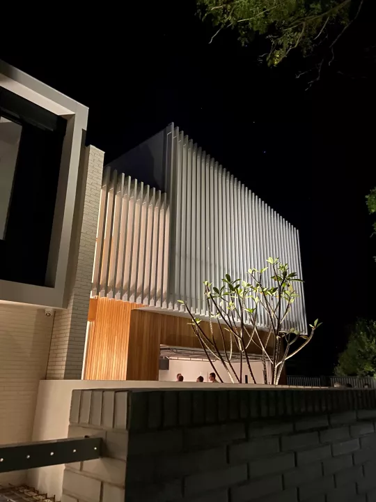 Vertical 150x50 RL Box Louvres by Louvretec Adelaide | Yeltana