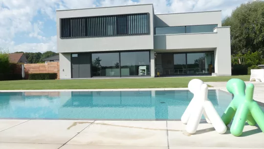 Motorised Louvres. Contact Louvretec Southern California today