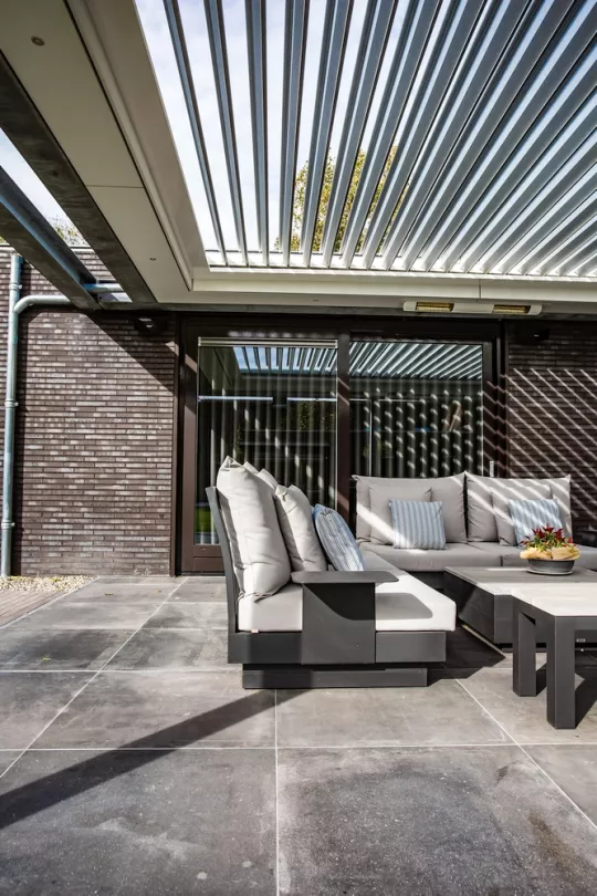 Opening Roof by Livium | Louvretec The Netherlands