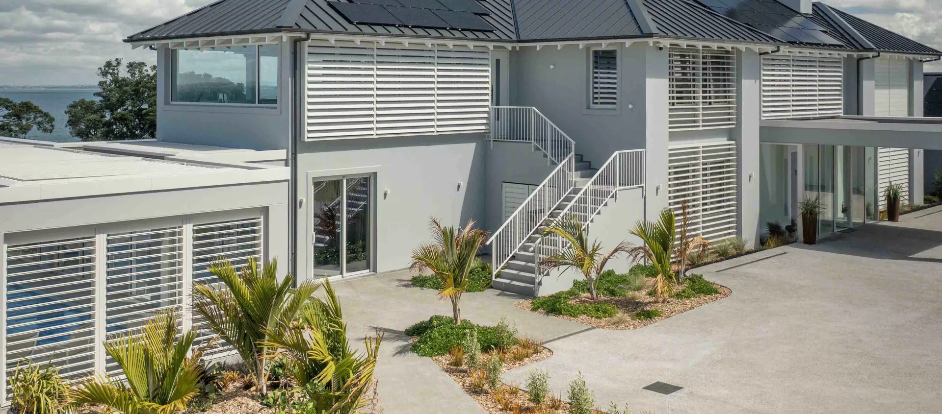 Motorised Roof and Louvres